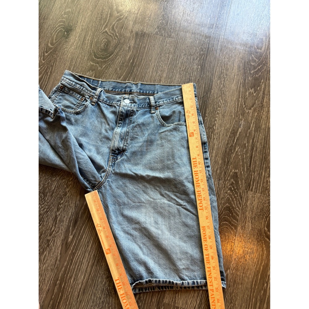 Vintage Levi's 569 Loose Fit Baggy Denim Jean Shorts Jorts - Picture 5 of 6